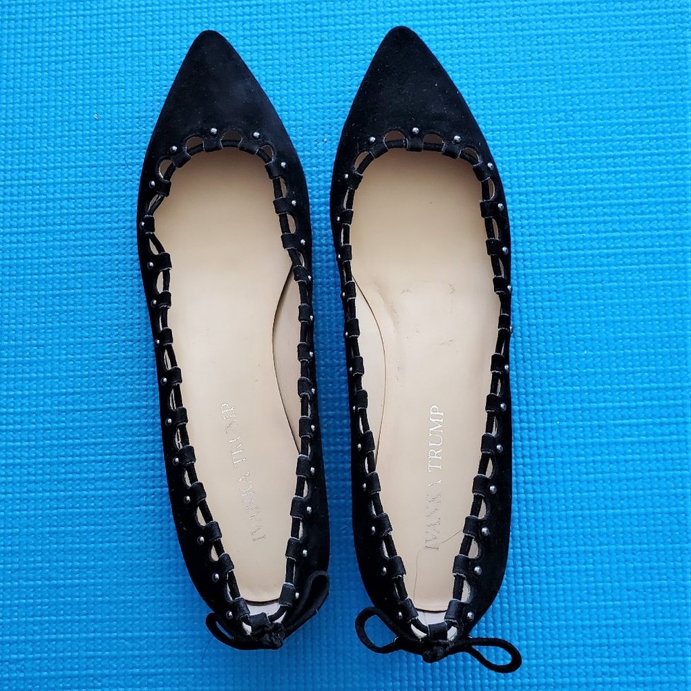 Ivanka Trump black Pointed-Toe Suede Flats 7.5